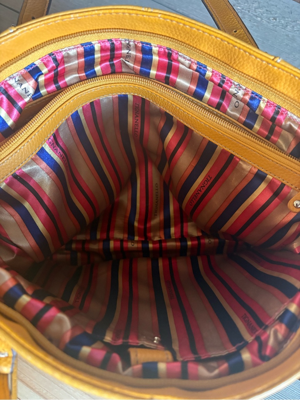 Tignanello Leather Tote Bag - Picture 10 of 10